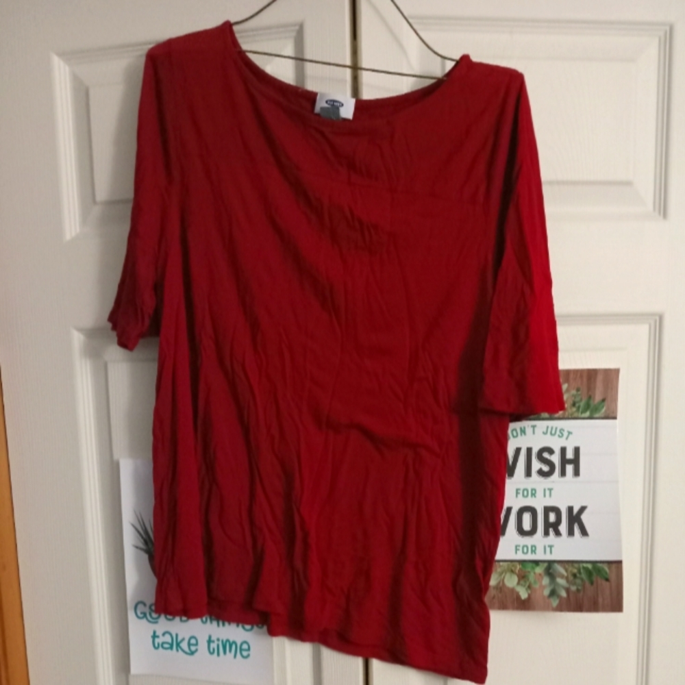 Red short sleeve shirt
